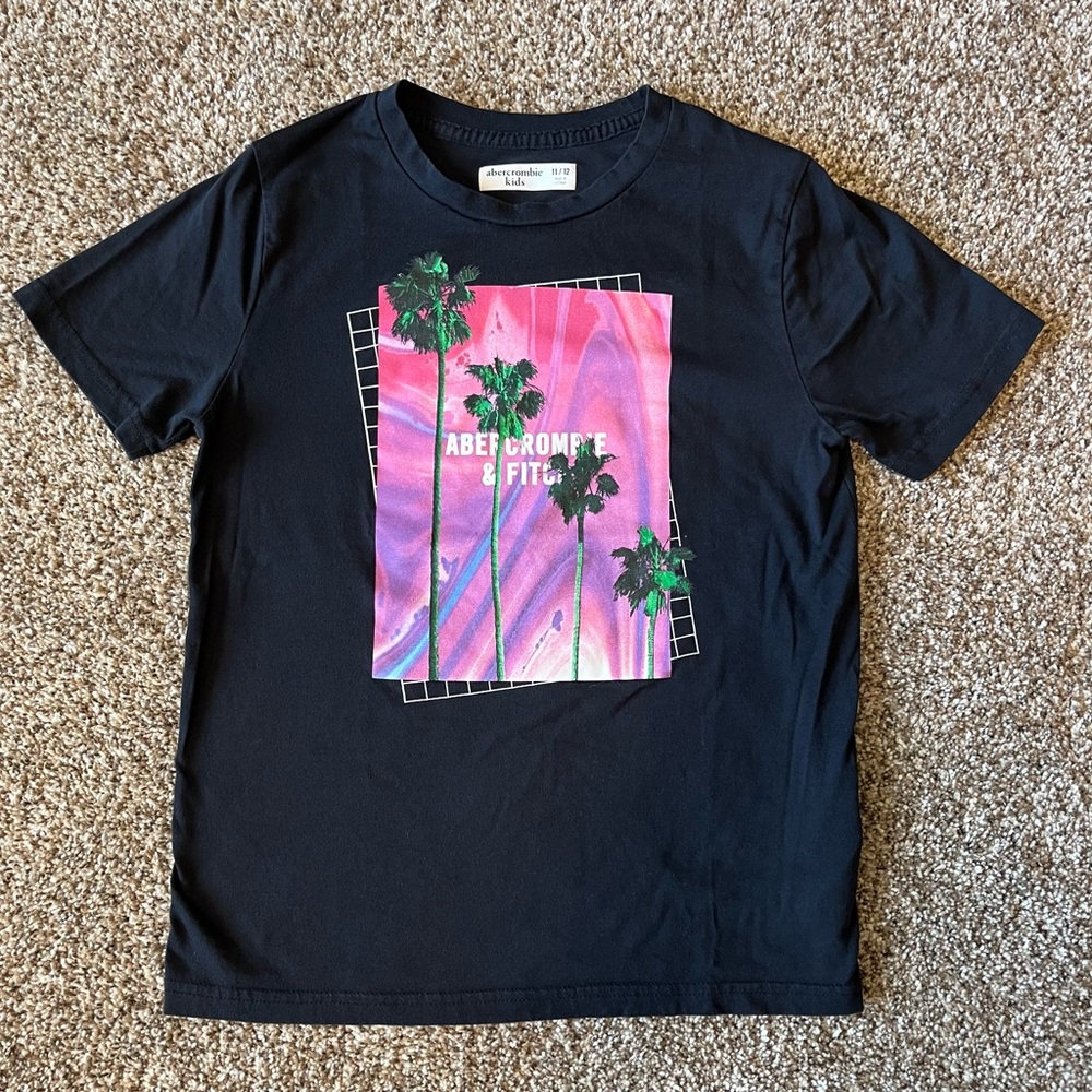 Abercrombie & Fitch Shirt :: Size 11/12 girl